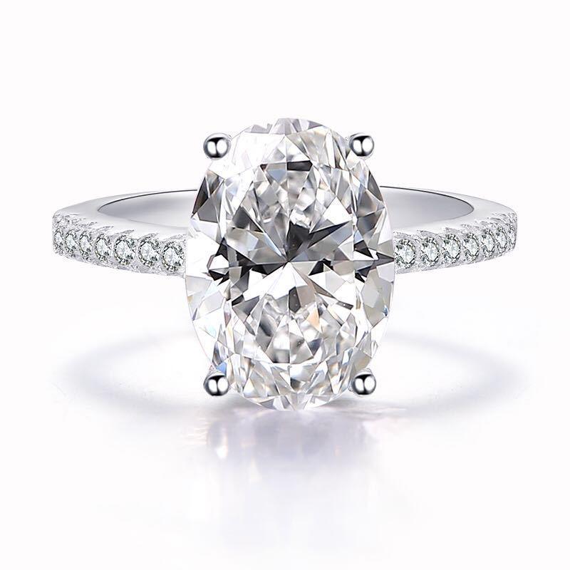 5 Carats Classic Oval Cut Engagement Ring