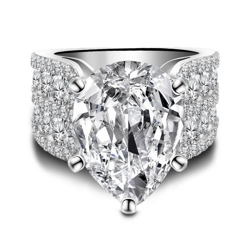 Stunning Pear Cut Engagement Ring in Widen Band Style