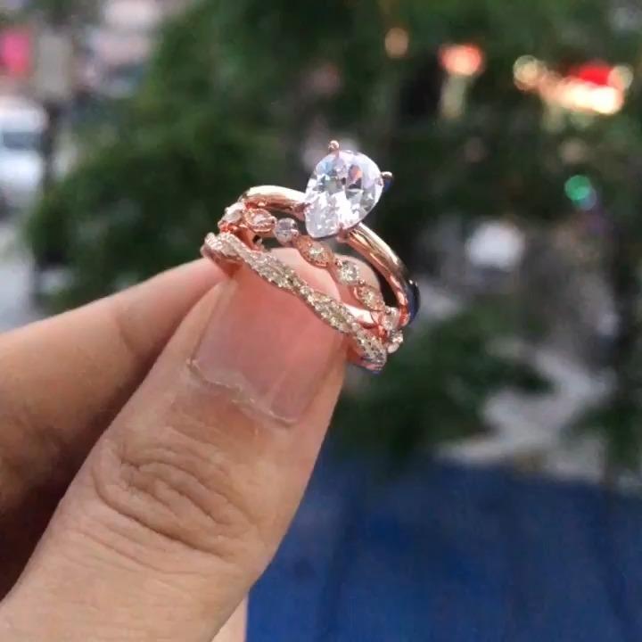 3 Carat Pear cut Tack 3pcs Wedding Ring Set in Rose Gold Tone