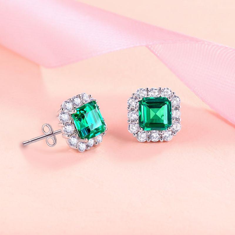 Vintage Art Deco Emerald Green Stud Earrings