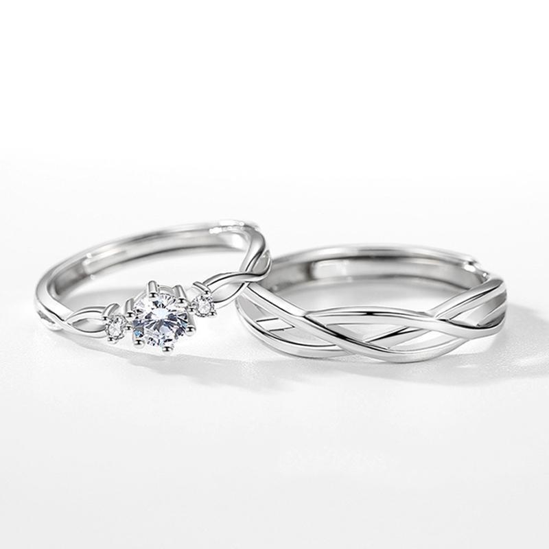 Round Cut Intertwined Couple Rings