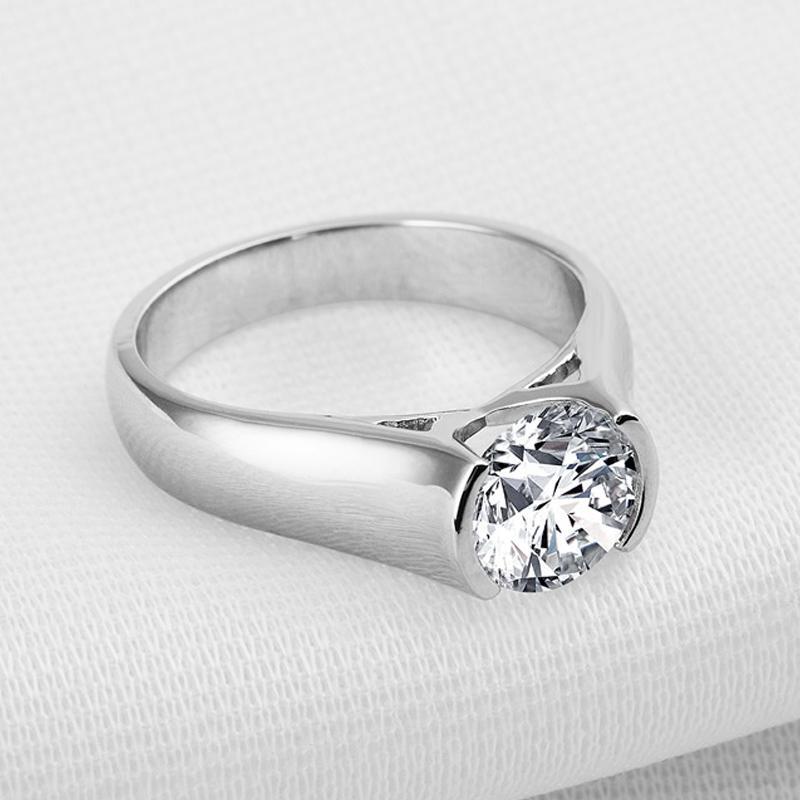 Simple Solitaire Round Cut Ring