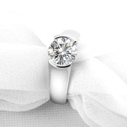 Simple Solitaire Round Cut Ring